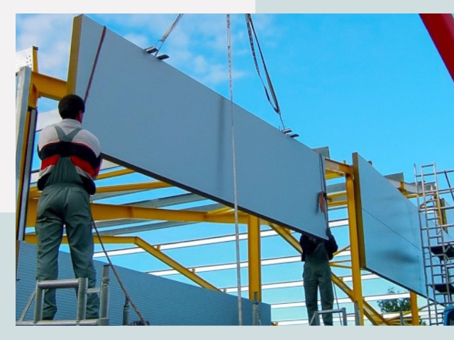 Монтаж сэндвич-панелей в Кингисеппе от 623 руб.